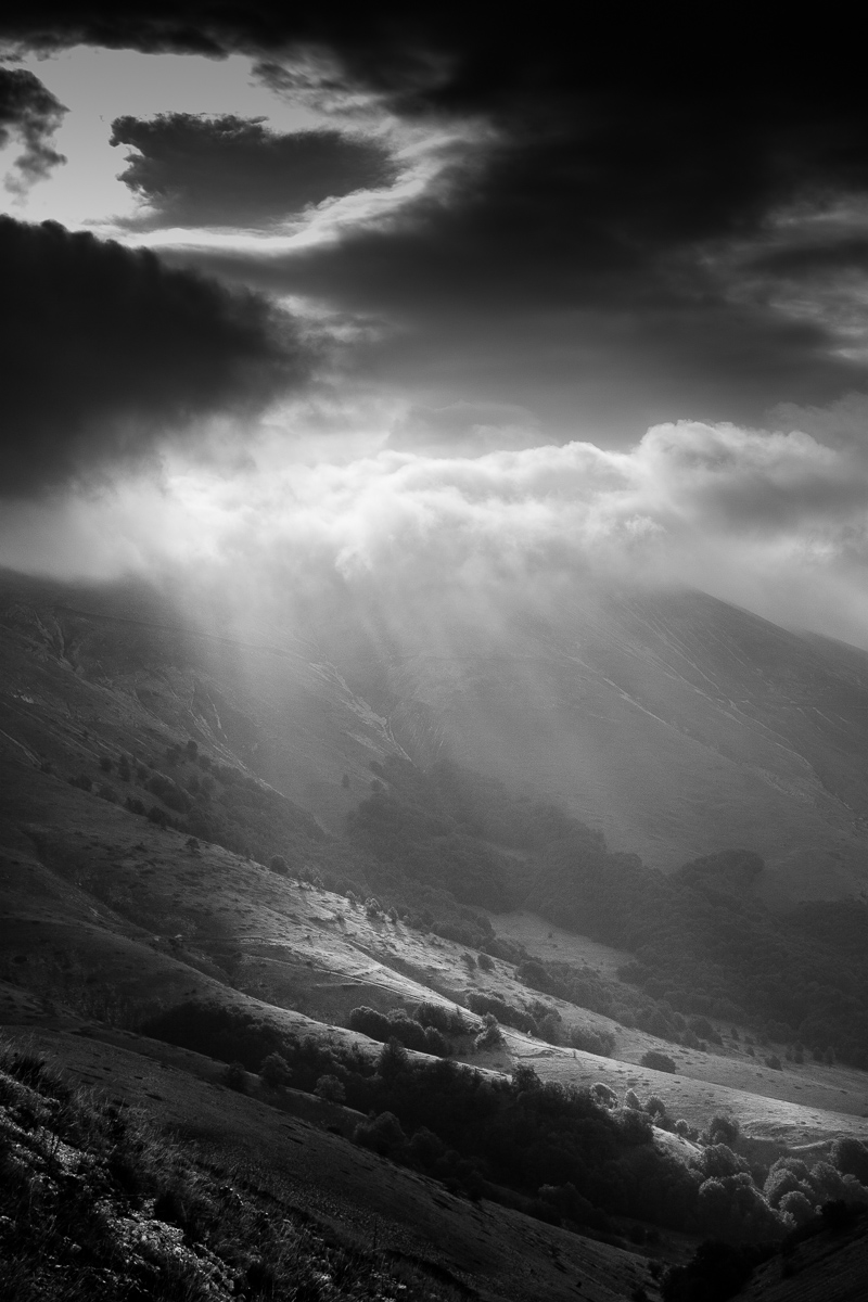 La luce squarcia il cielo