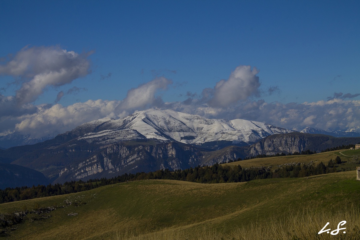 ..Lessinia e Adamello con le prime nevi..