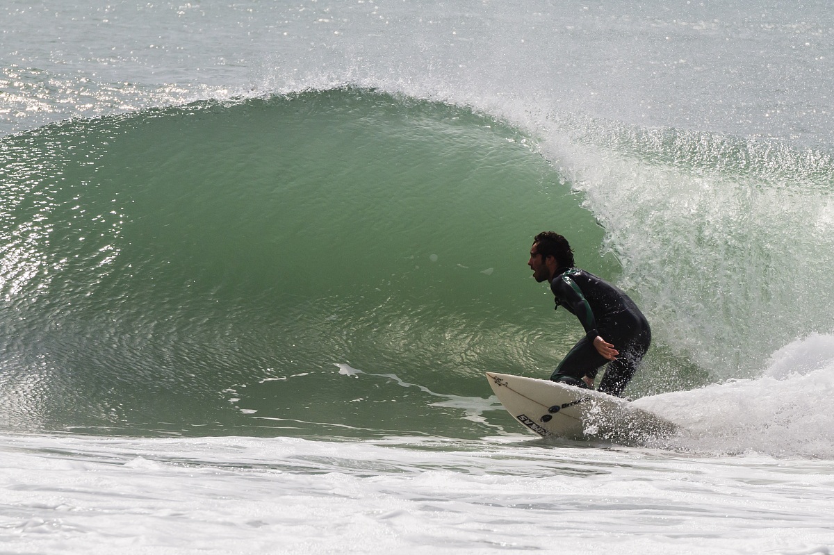 Surfer a Lavagna, foce dell'Entella (ge)