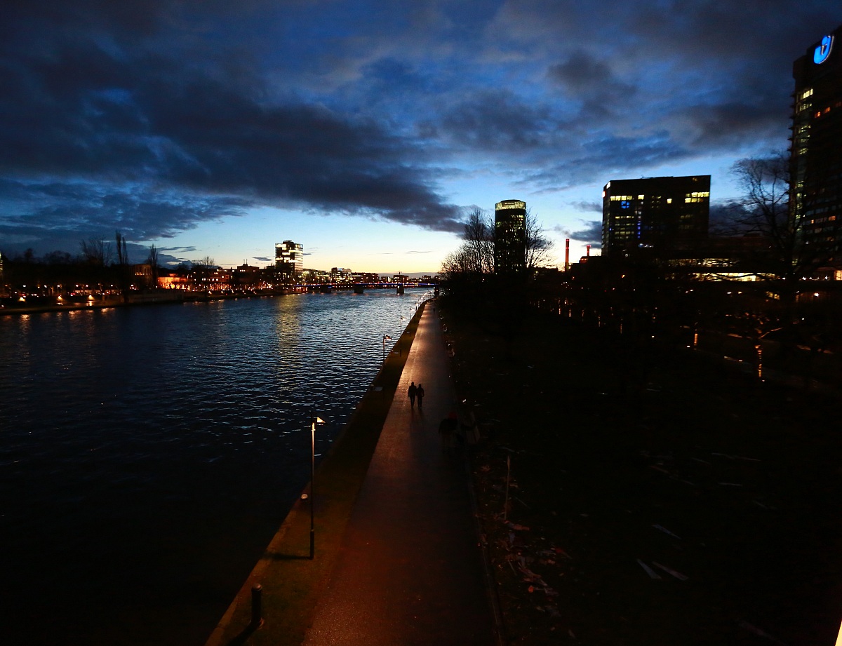 Frankfurt on the river