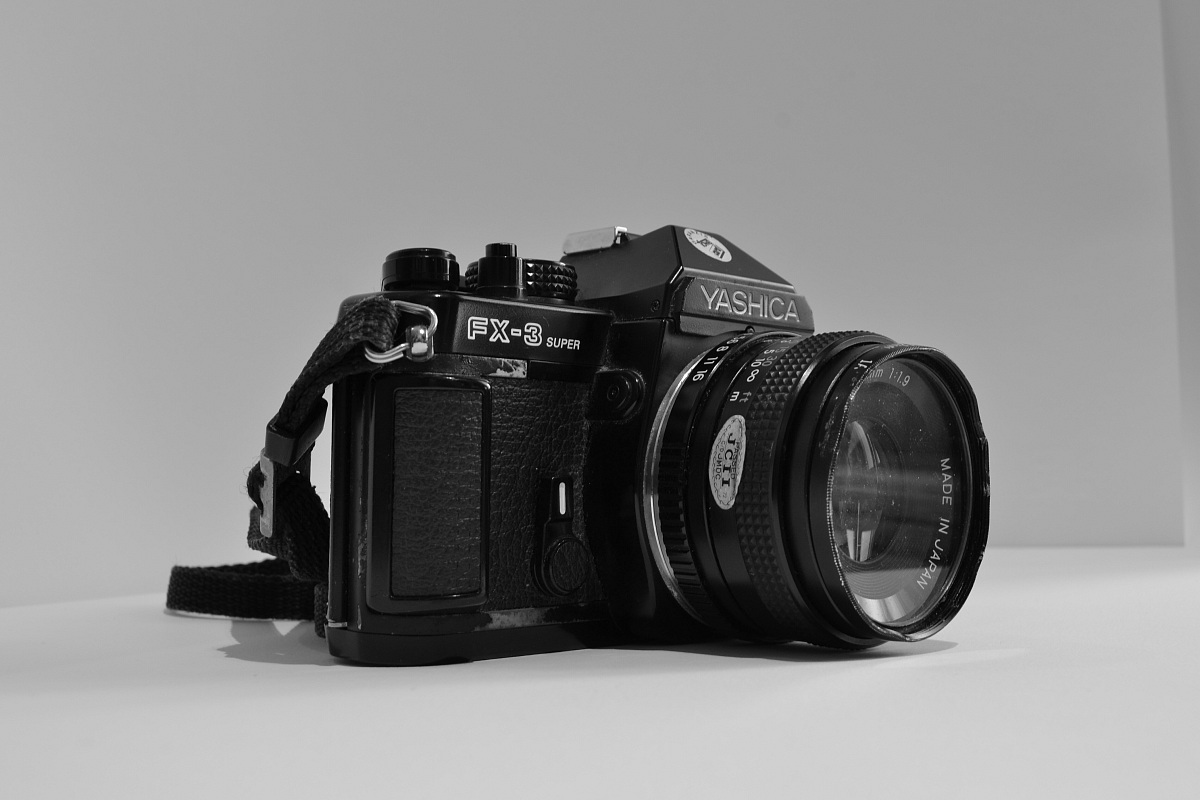 yashica fx-3 super 2000