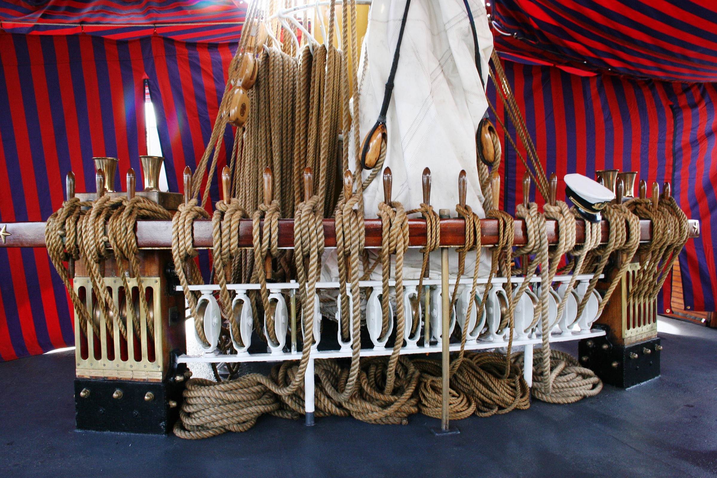 I was there I tie ..