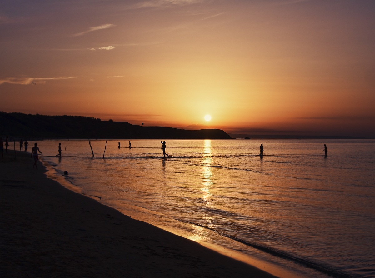 La spiaggia di Punta Penna al tramonto
