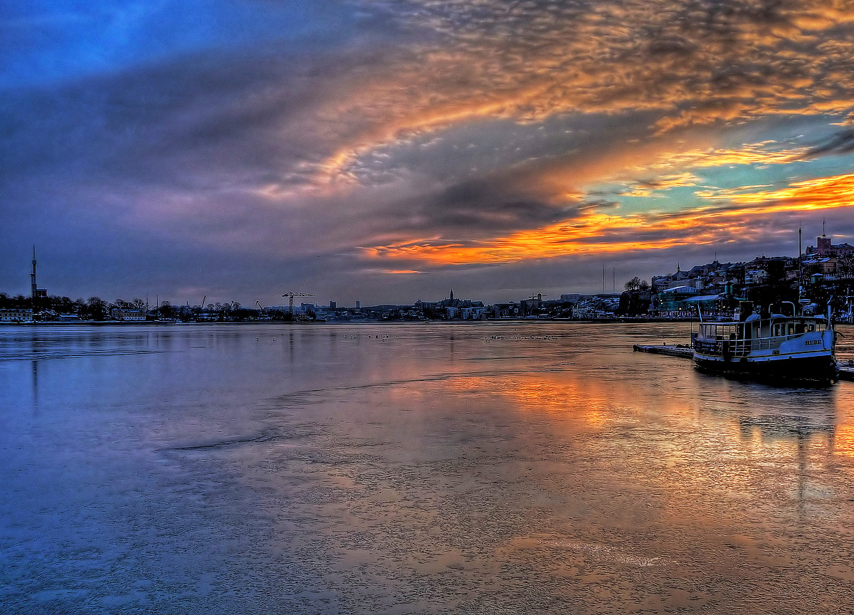 Stockholm - Sunrise on sea ice
