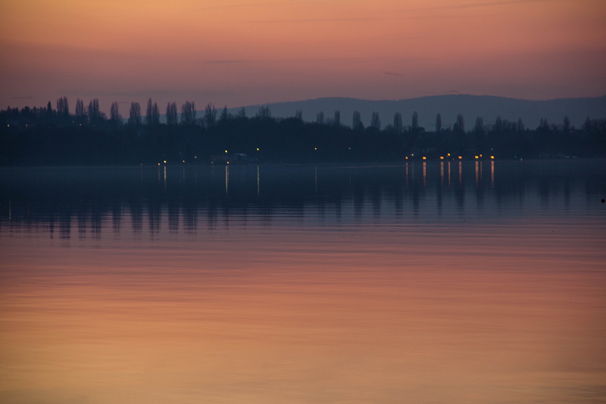 No sunset. 11 - Lake Varese