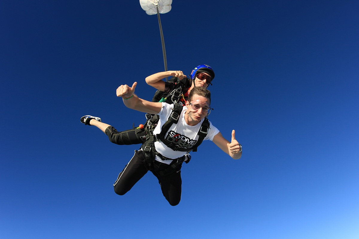 SkyDiving Dubai 2014
