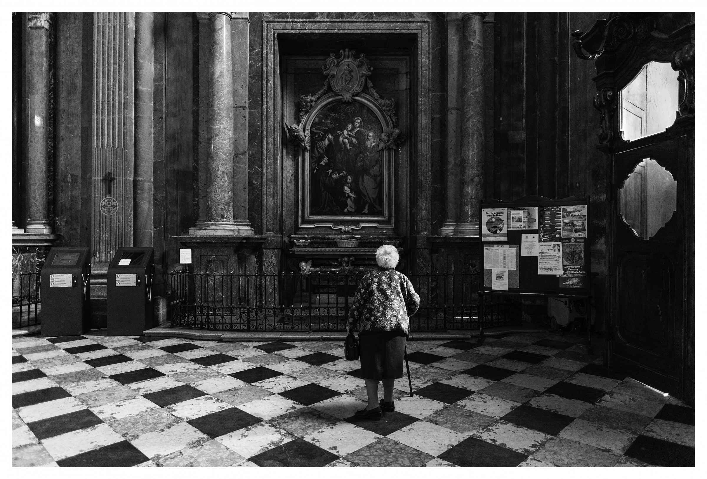 Cremona - Woman and Devotion