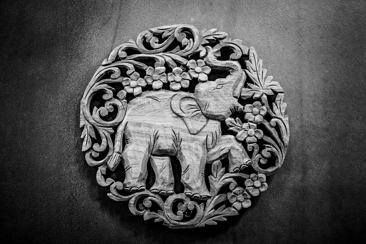 Elefante in legno