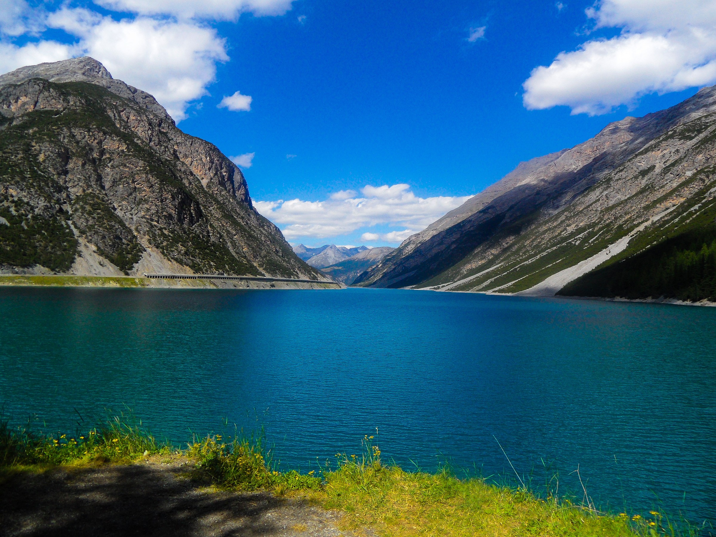 Lago e diga di Livigno