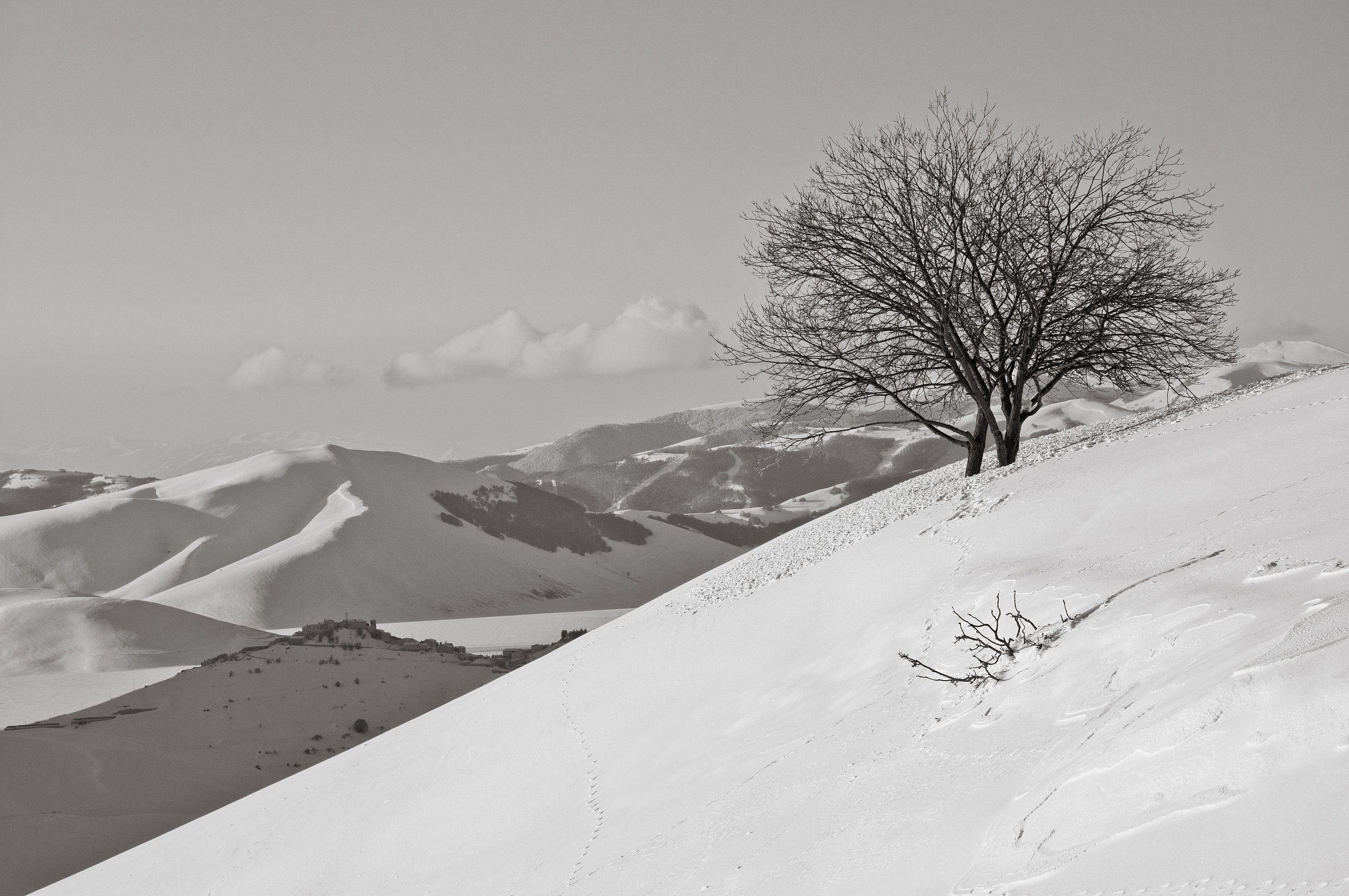 Castelluccio di Norcia seen from upstream Prata