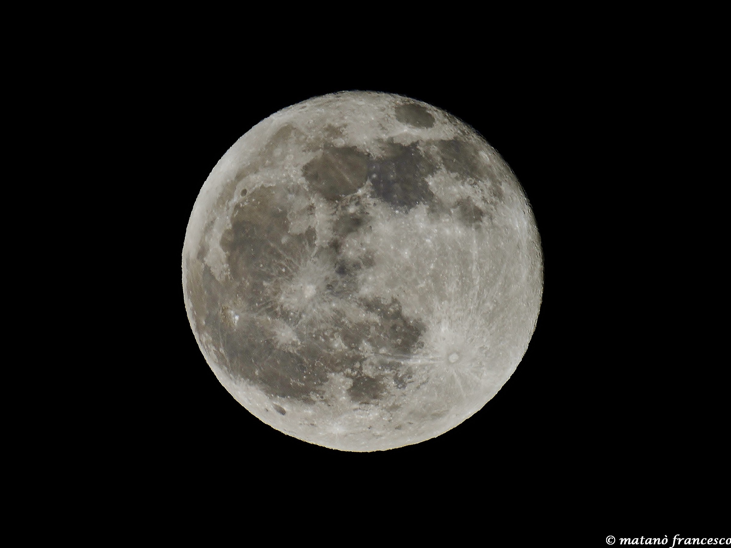 luna del 16-04-2014