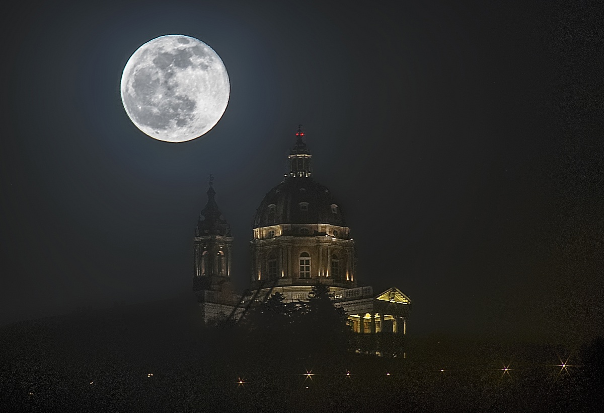 Full Moon at Superga