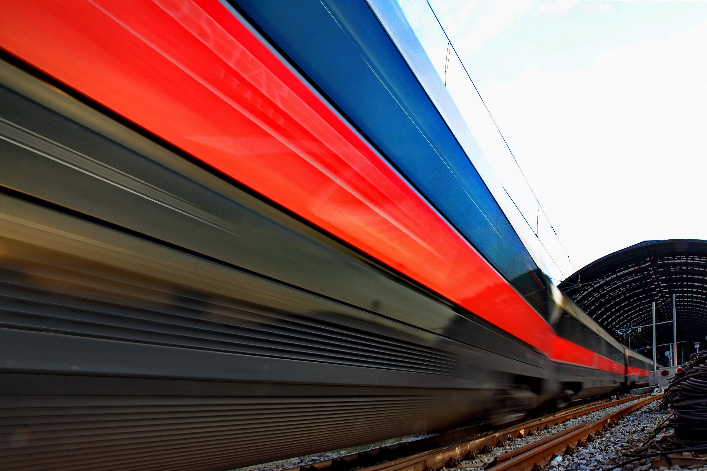departing train - Milano railway station