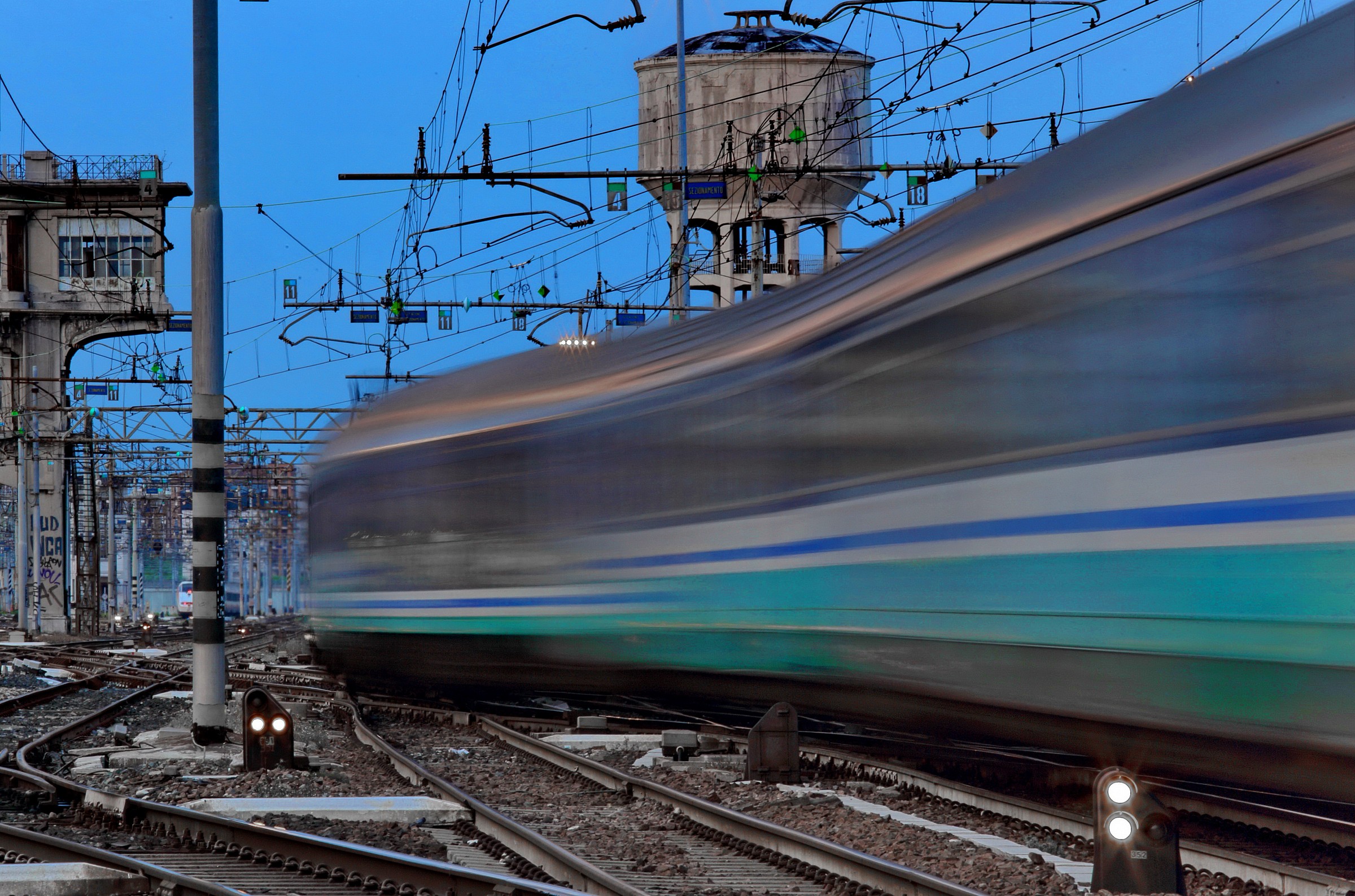 winding train  - Milano railway station
