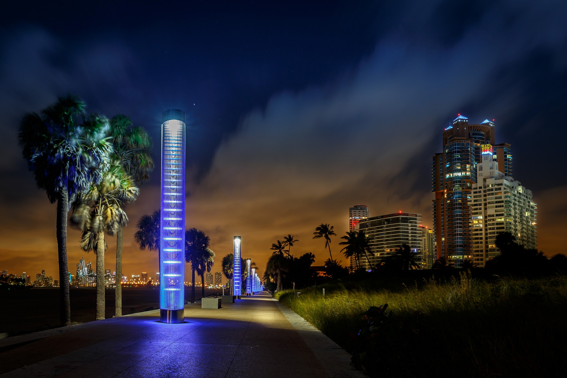 South Pointe Park Walk - Miami Beach