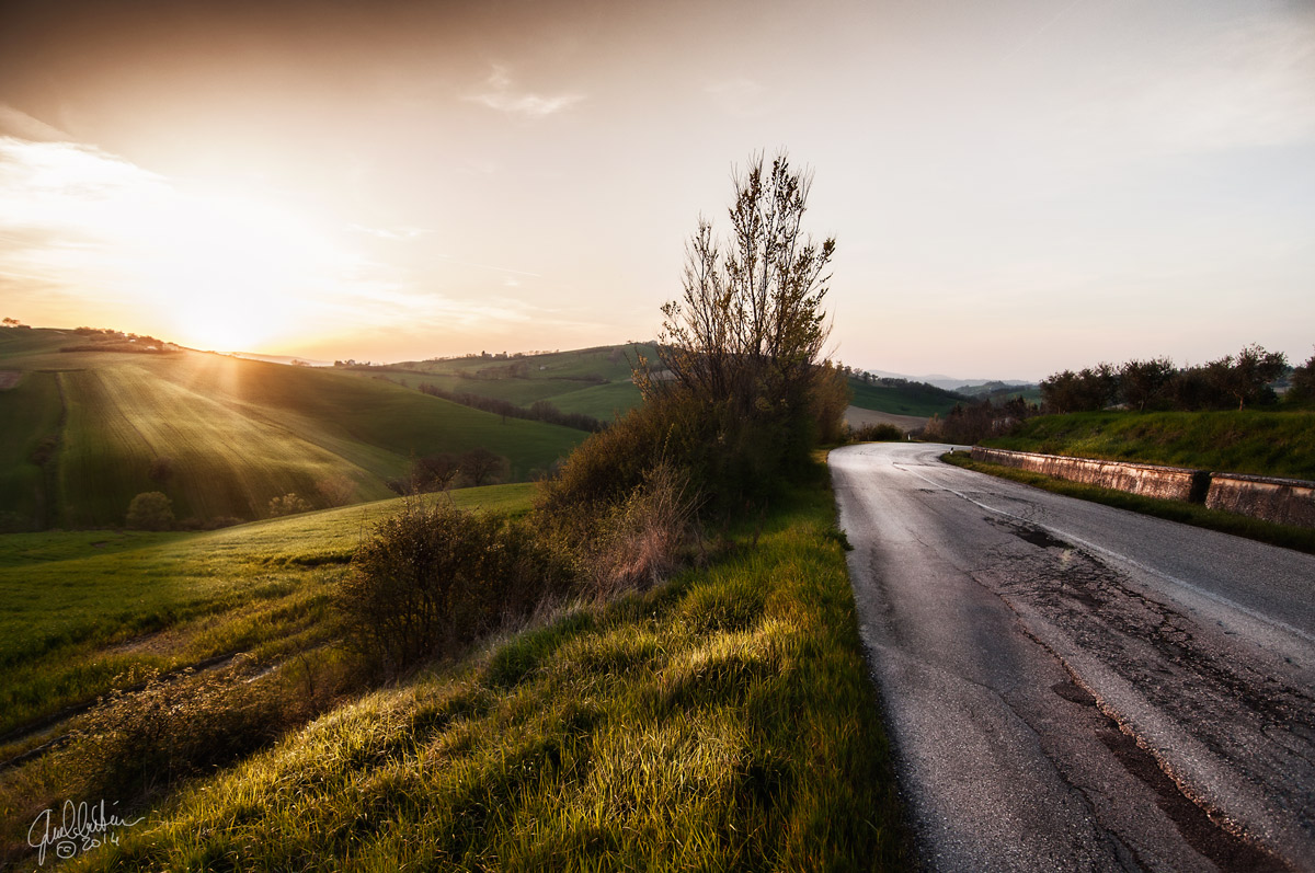 Sunset near Mondavio (pu)