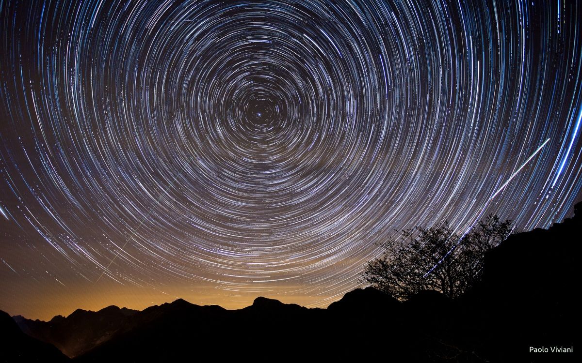 Apuan Startrail