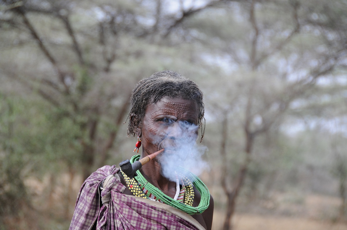 donna di etnia Toposa- Sud Sudan