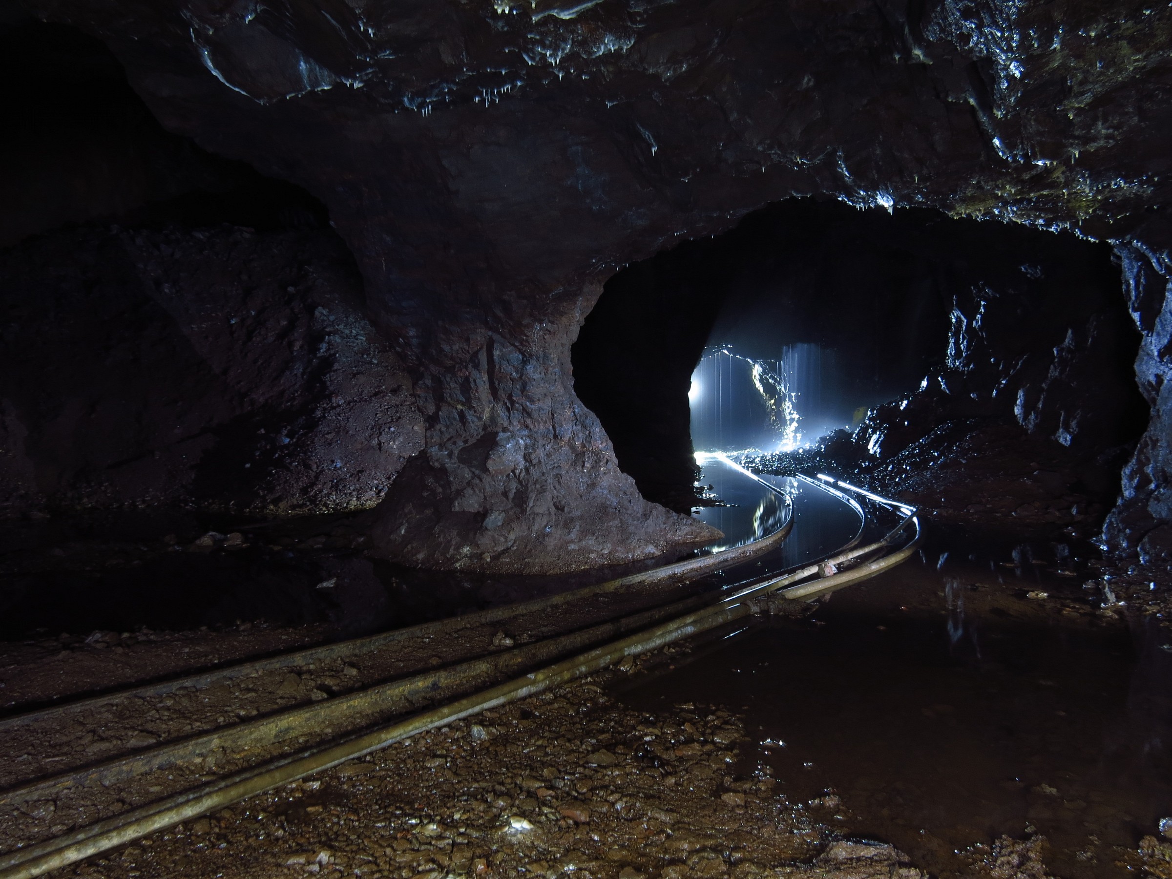 Empty cultivation in mine