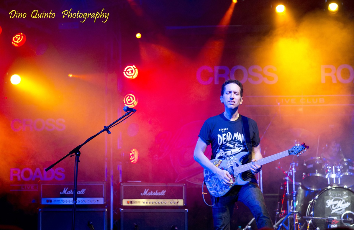 Neil Zaza  in  Concert