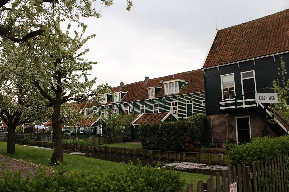 Marken