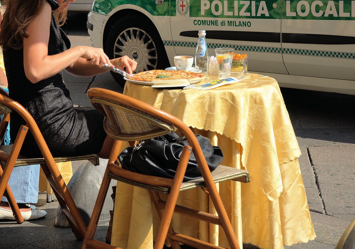 Pizza al CO2 con spruzzatina di polveri sottili.