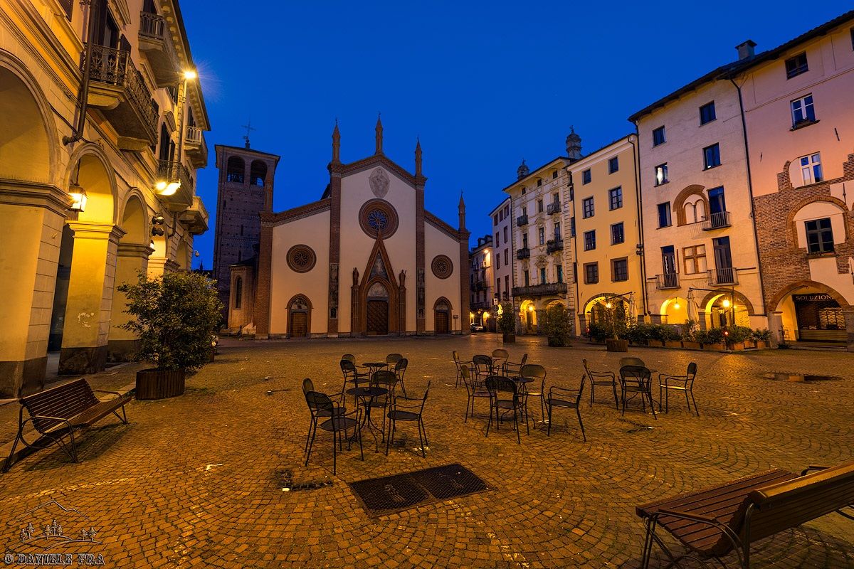 Pinerolo Cathedral Square