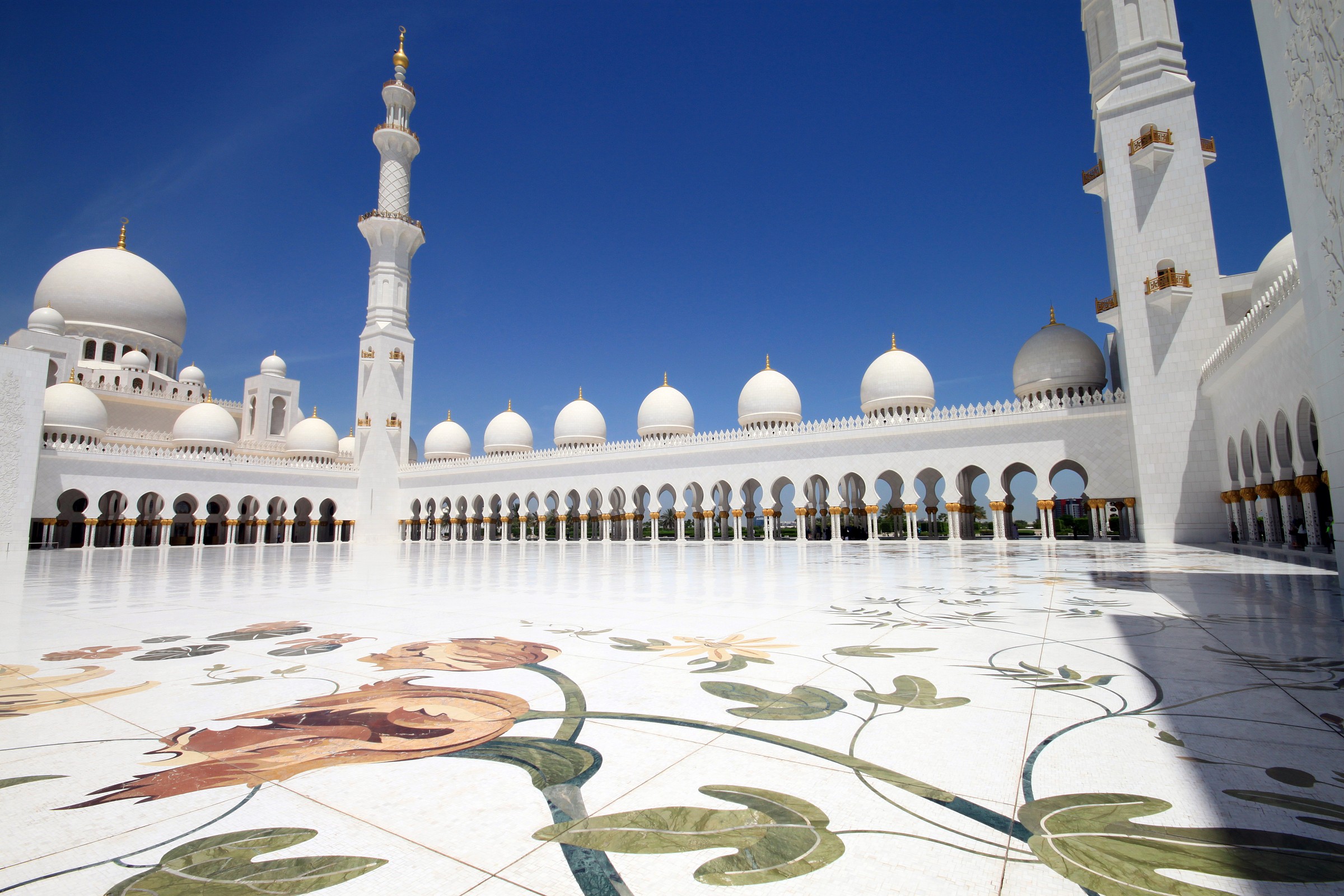 Grand Sheikh Zayed Mosque