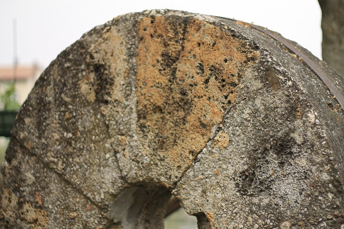 stone wheel