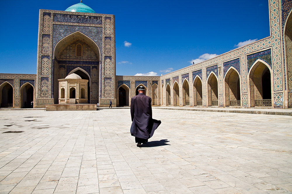 Bukhara - Piazzale inside mosque