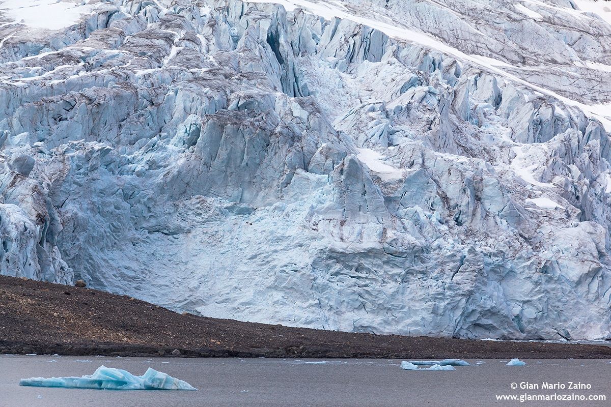 Samarinv? January Fjord - 05