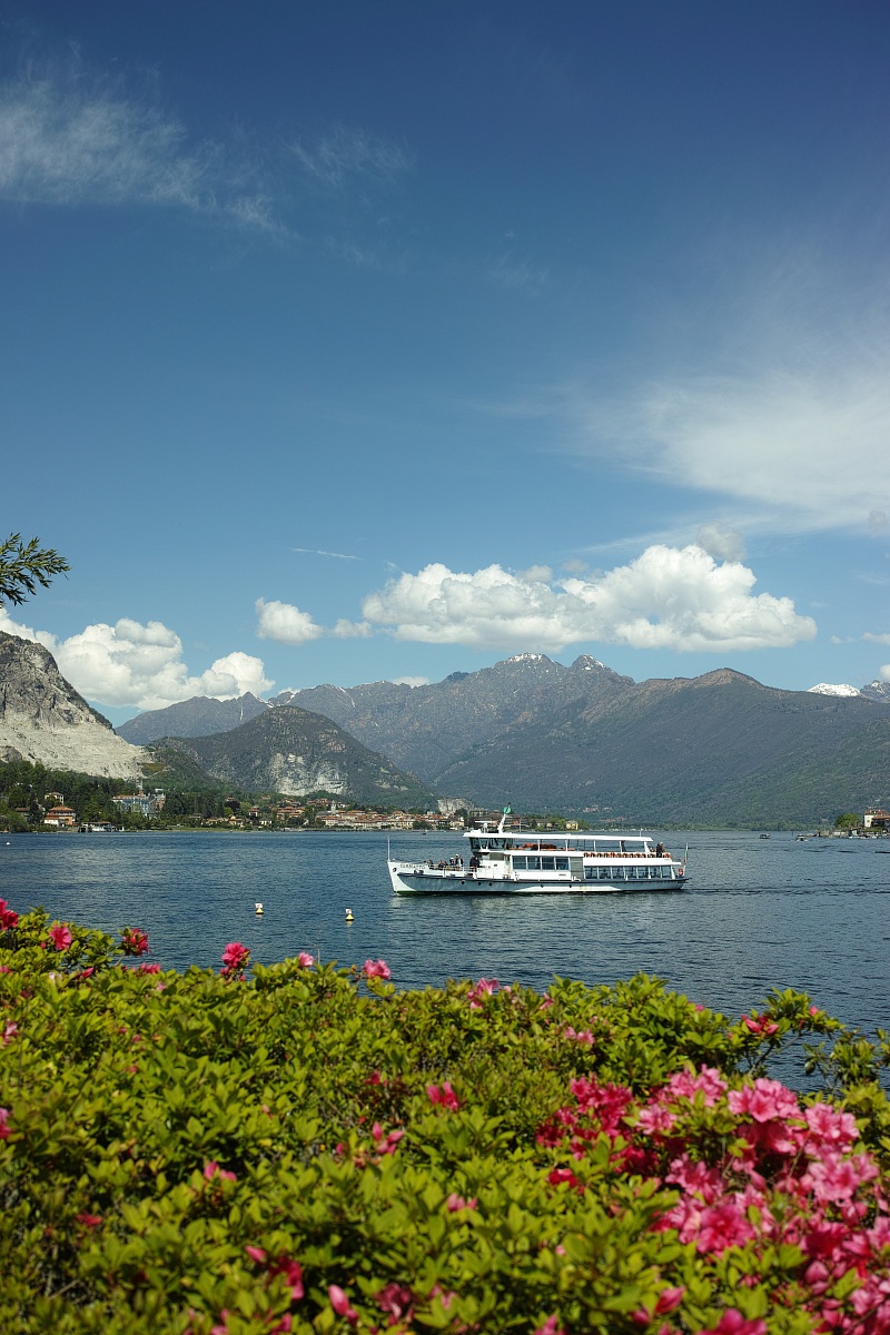 ....cartolina dai laghi (Maggiore)