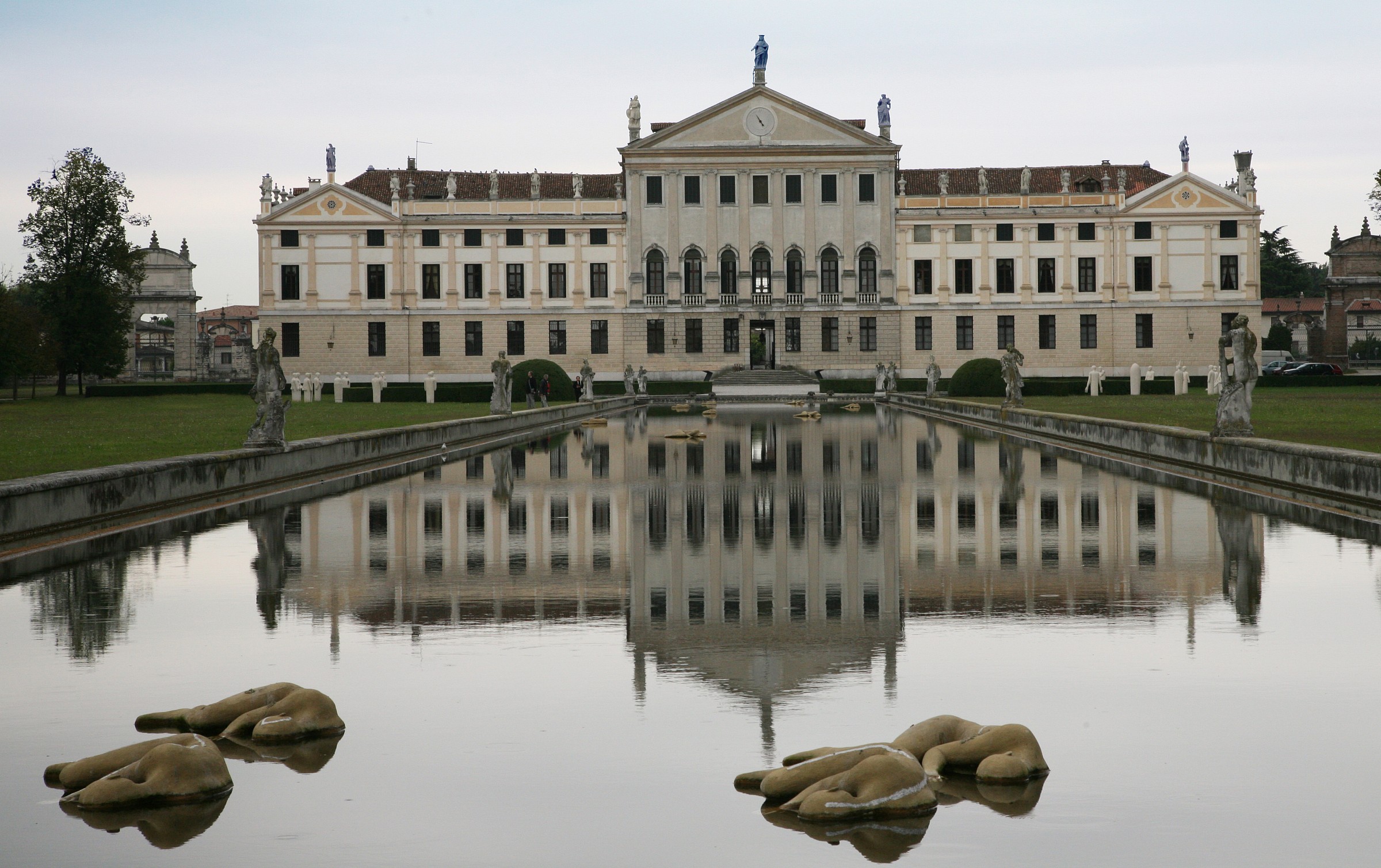 Villa Pisani con dormienti