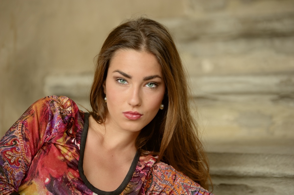 Sara ( Sulle antiche scale )