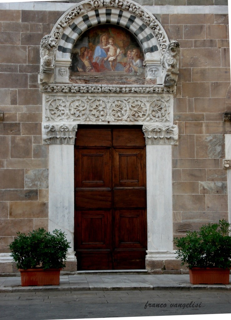 Chiesa di s,Giusto -porta