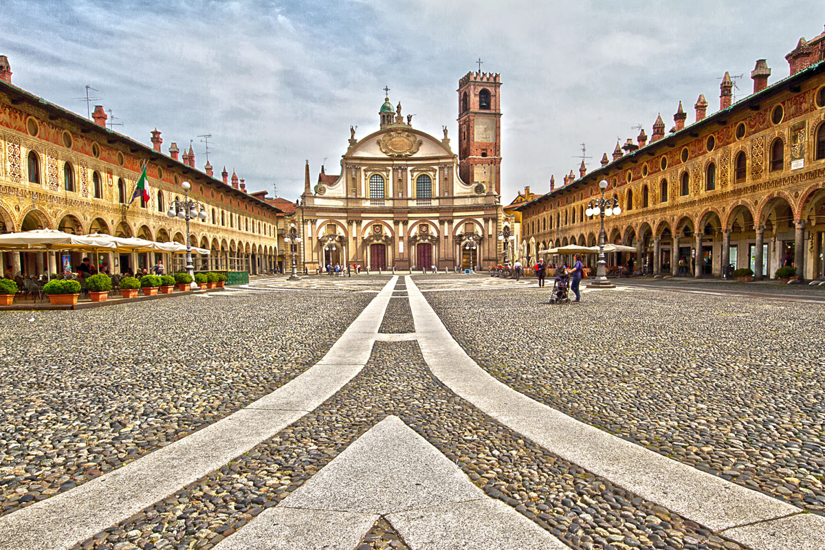 Vigevano Cathedral-
