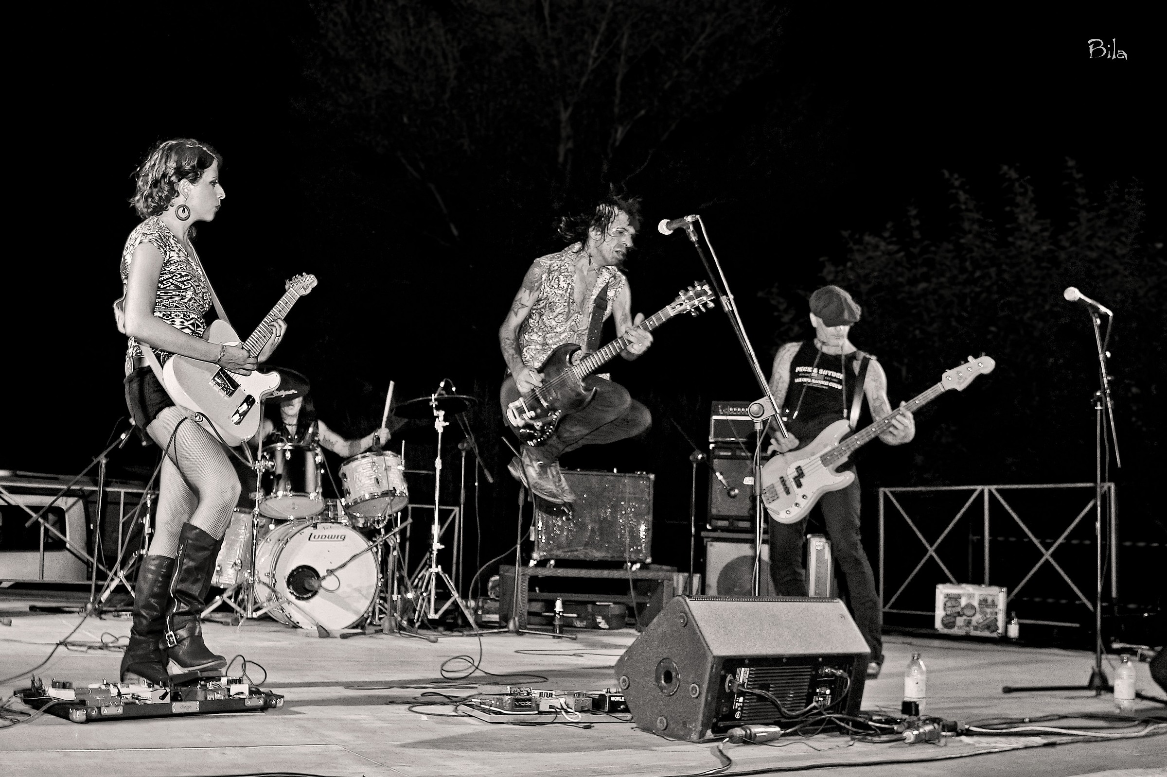 jump - Dome La Muerte & The Diggers