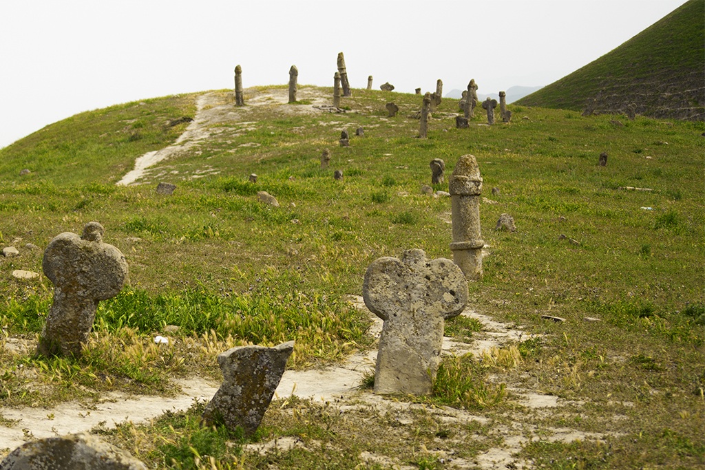 Mysterious Cemetery.3