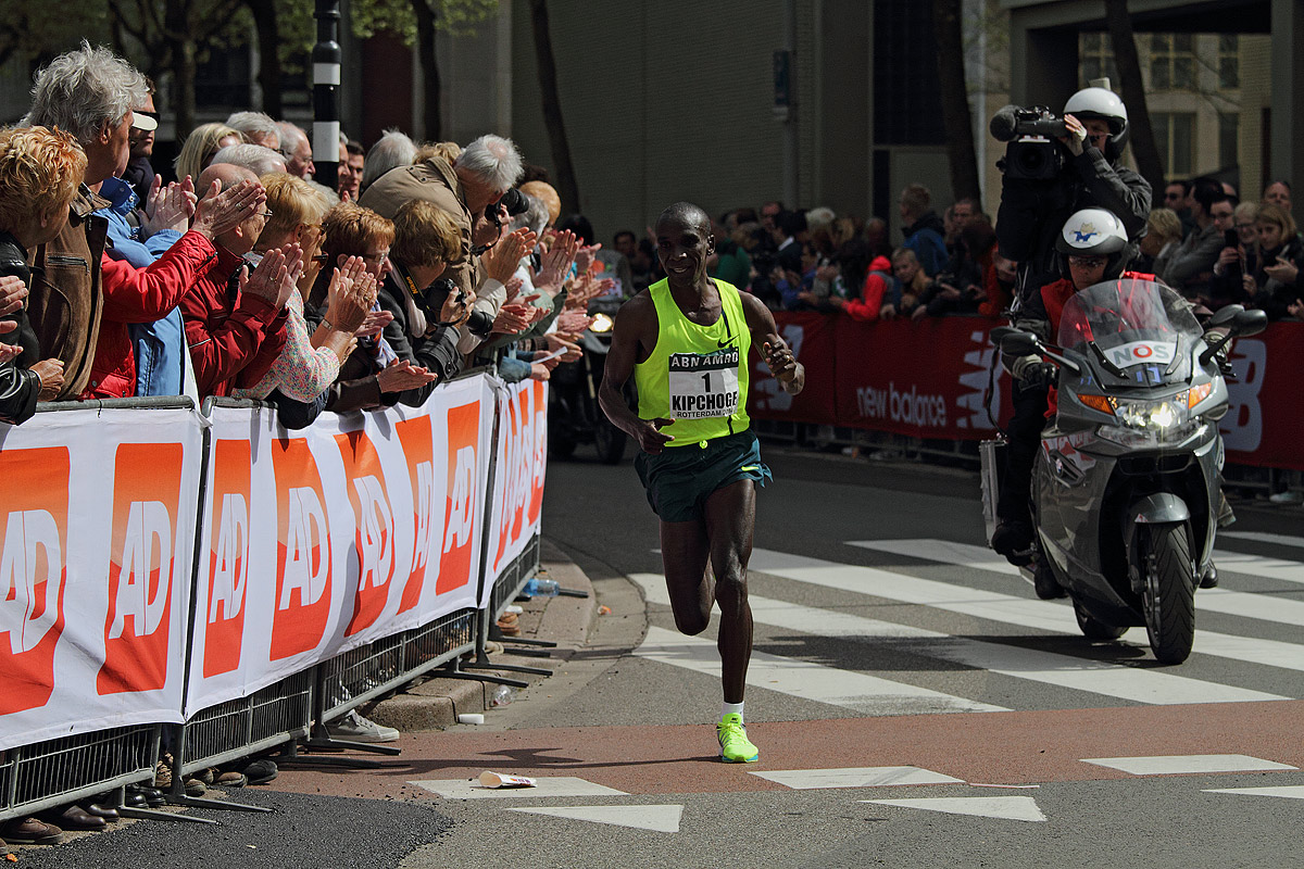 Kipchoge vince la maratona di Rotterdam