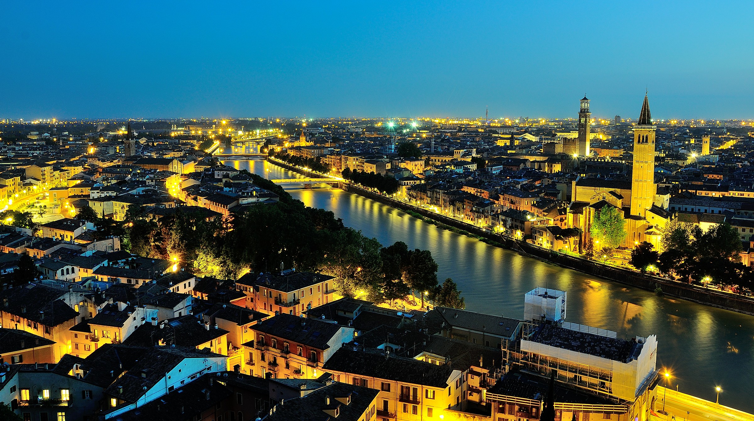 blue hour of Verona