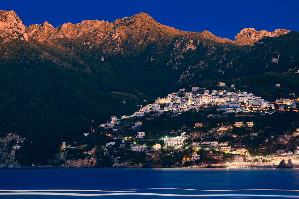 Dalla Notte al Giorno, Raito