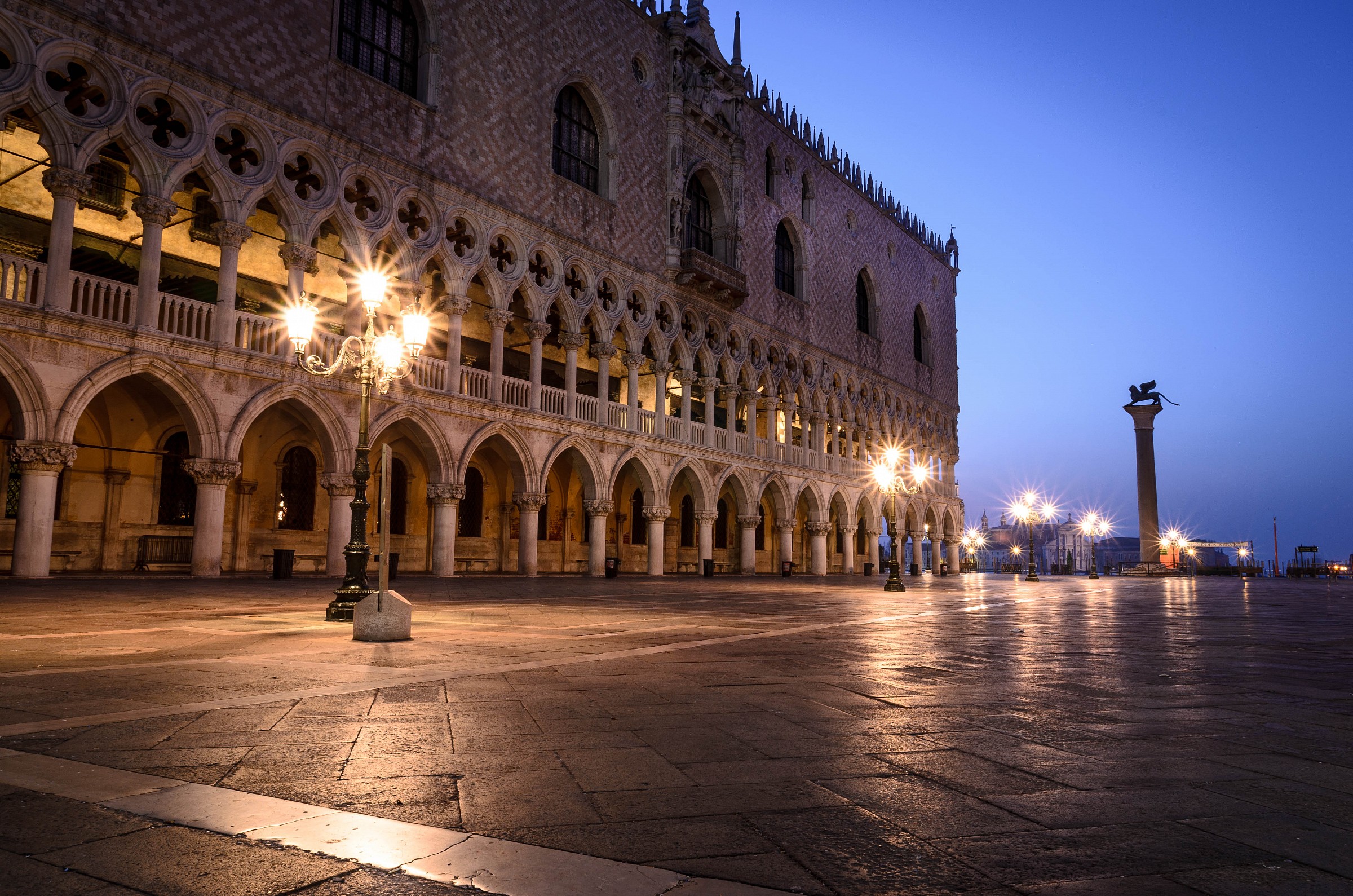 A few minutes at dawn