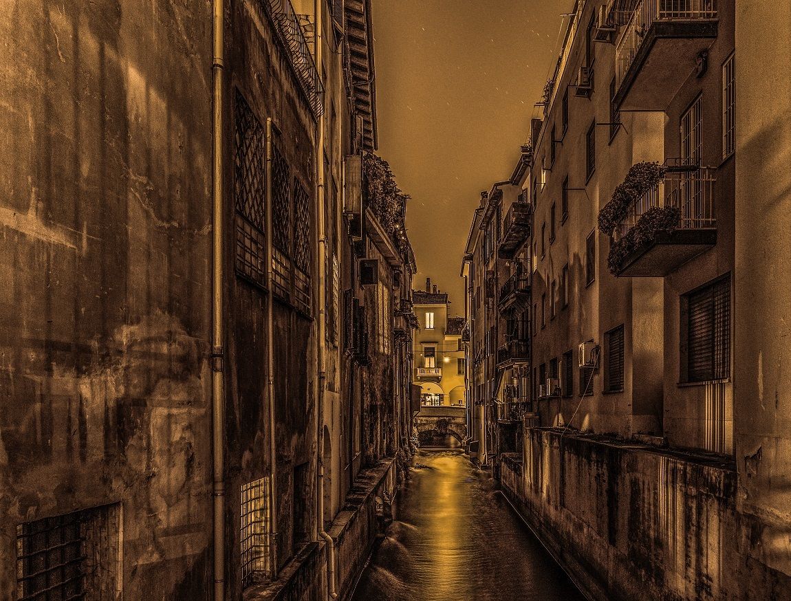 Canale bolognese da Via Guglielmo Oberdan - Bologna