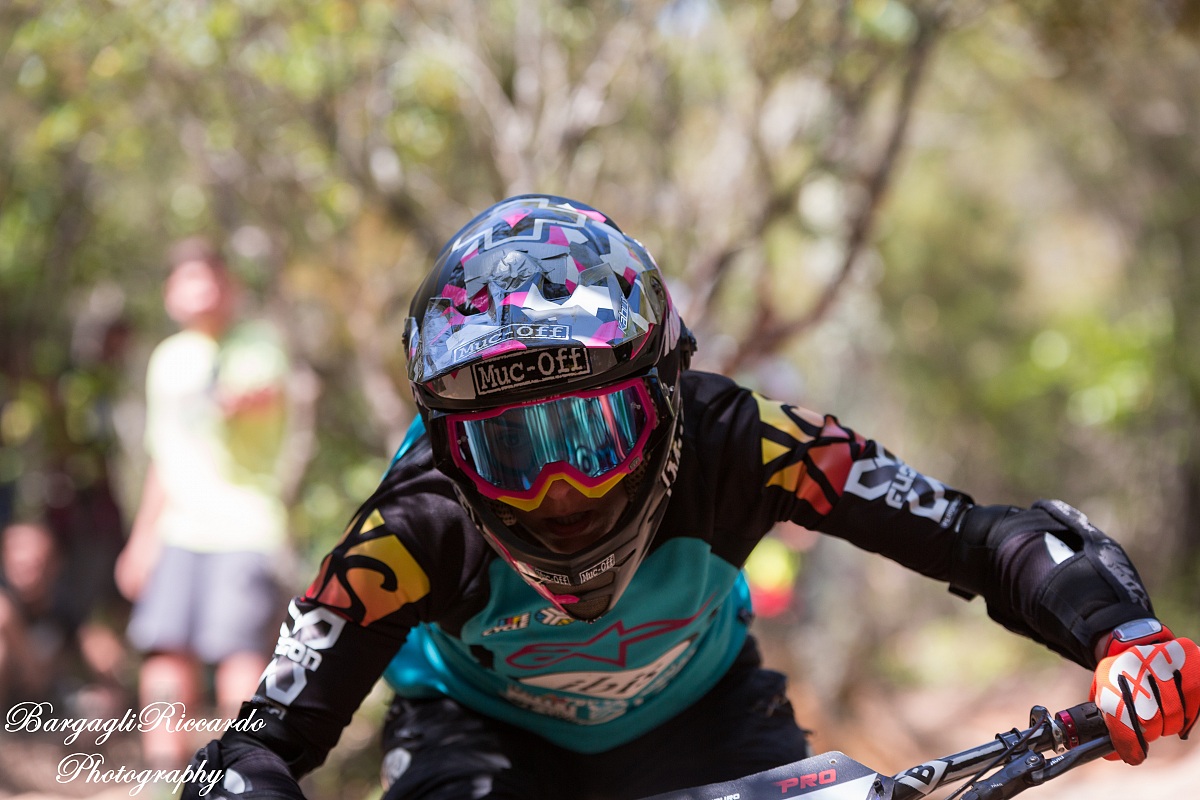 Superenduro pro2 wing tip