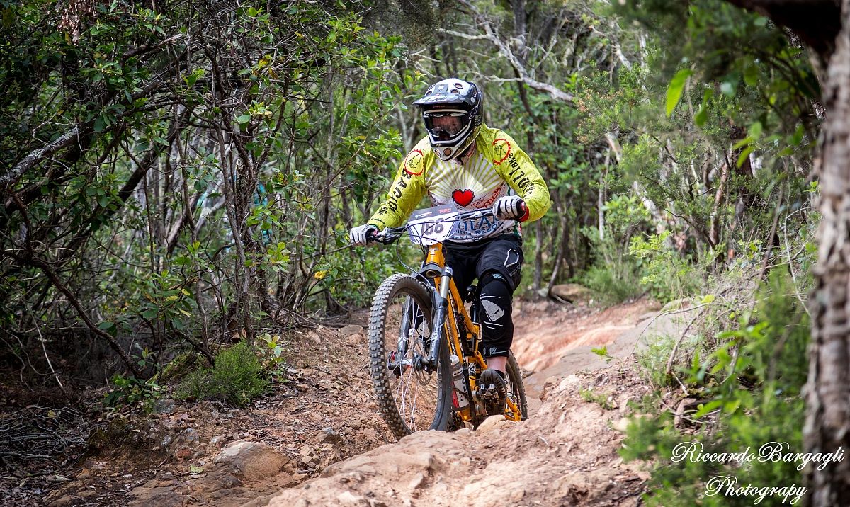 Superenduro pro2 wing tip