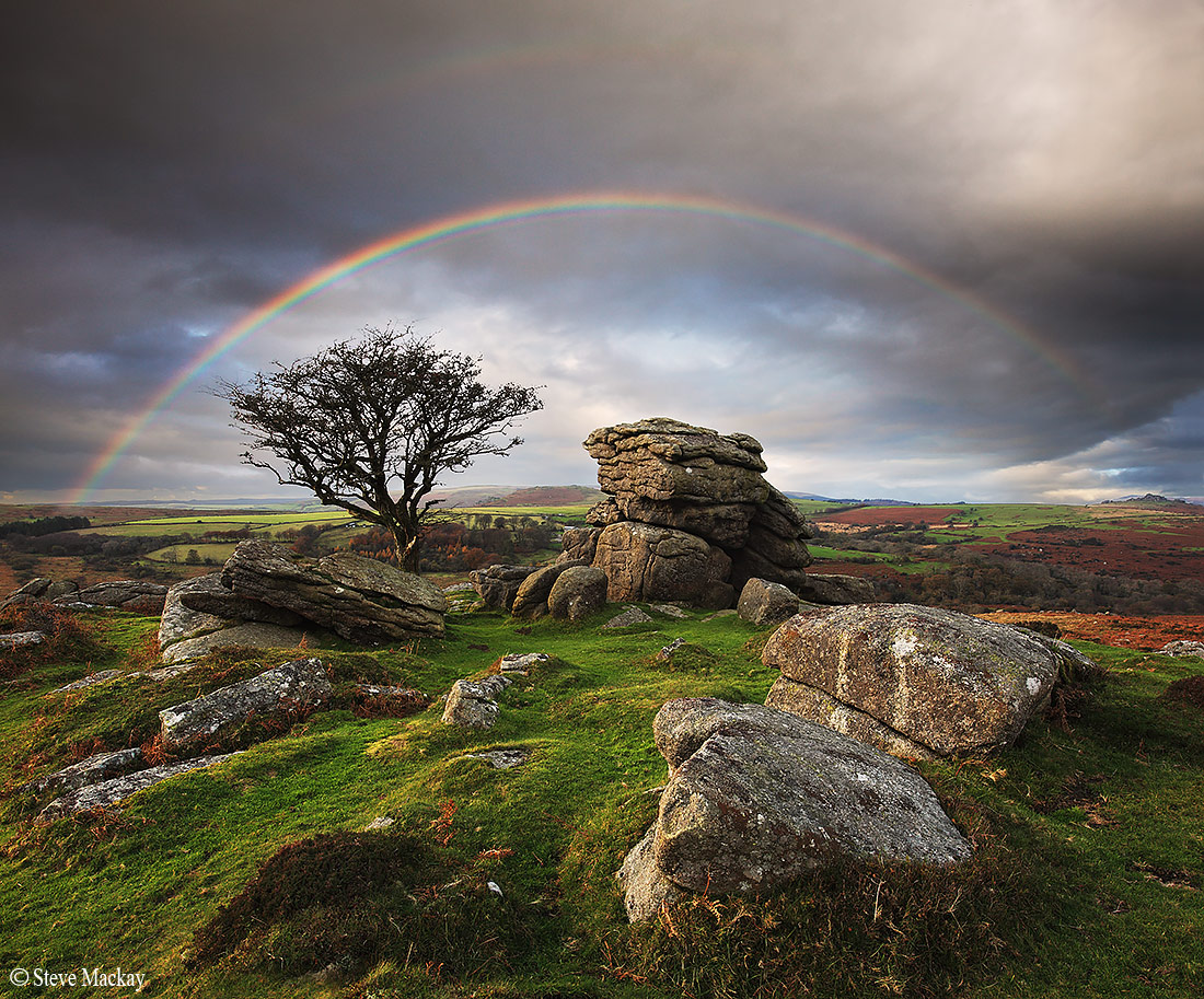 Rainbows over Saddle Tor