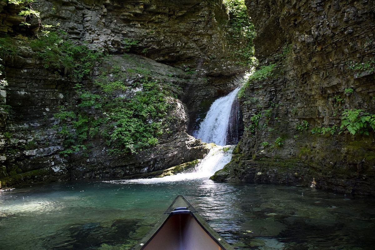 Waterfall behind the arc