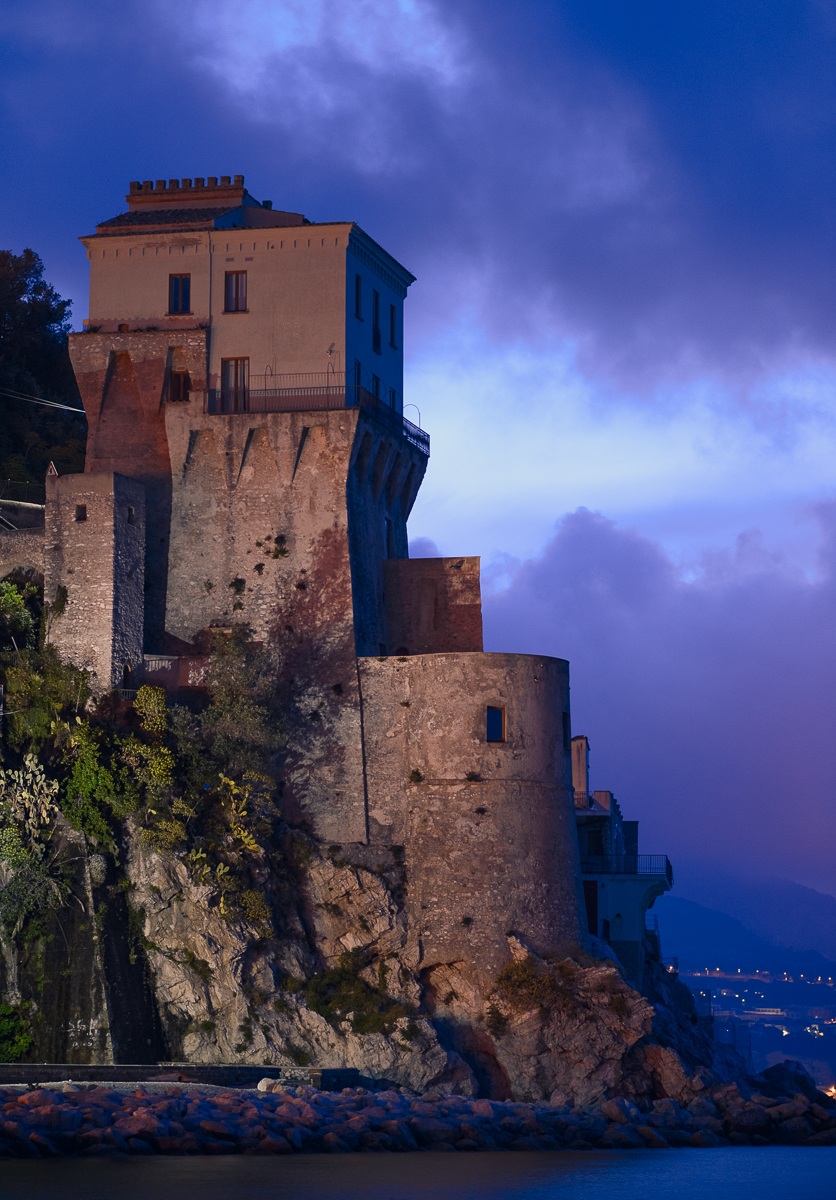 Alba sulla torretta di Cetara