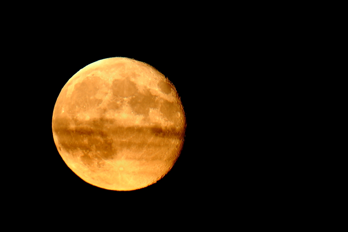 Luna piena appena sorta