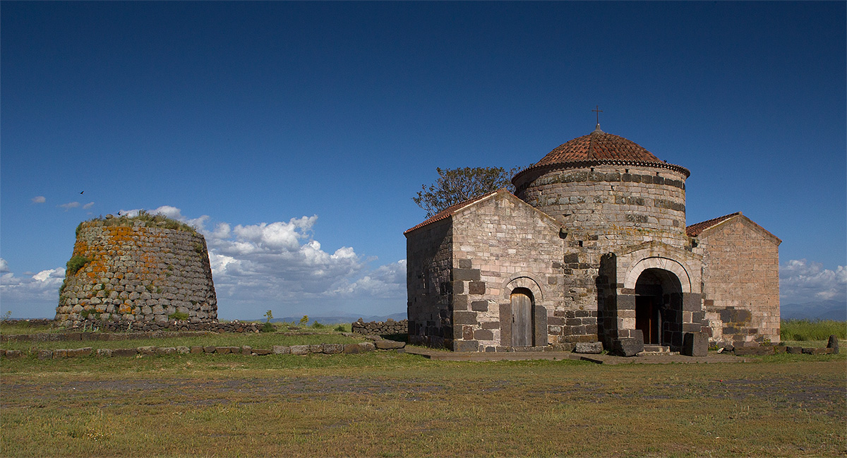 Sacred and profane, Silanus, Church of Santa Sabina